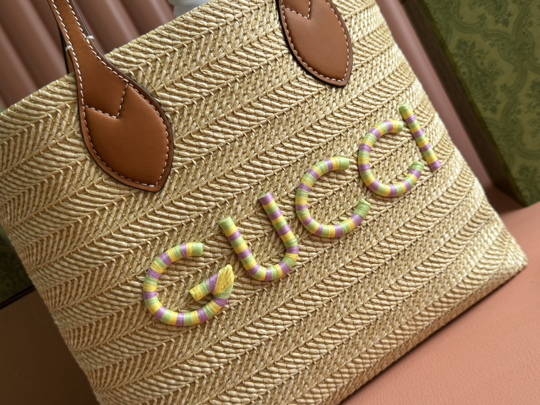 Gucci Shopping Bags